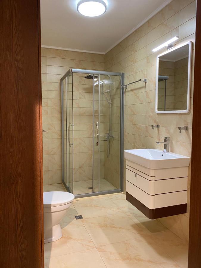 Cozy Red Bulldog Place In Apart-Complex/Pool Varna Luaran gambar